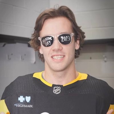 24SMlTH's profile picture. long time suffering devs fan