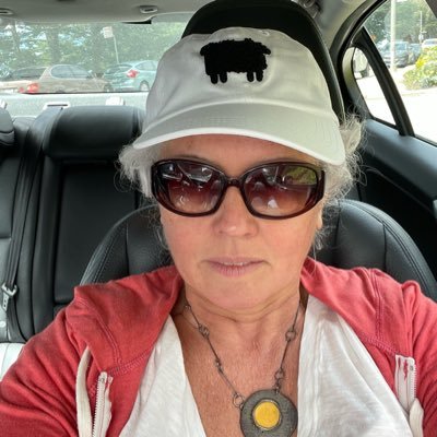 CaliforniaRaven's profile picture. 