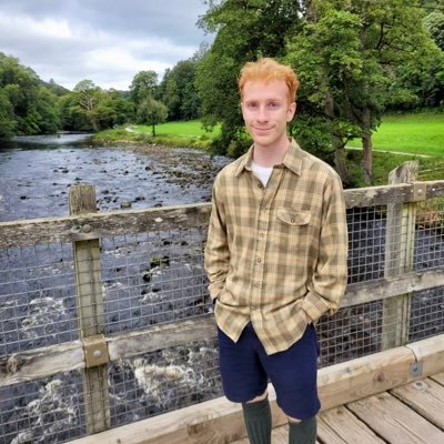 27 🏳️🌈 | Catholic-Anglican, Discerning in CoE ✝️ | Safeguarding and PSHE Educator 💼 | Linguist | Spanish and Classics Grad @EdinburghUni | He/Him