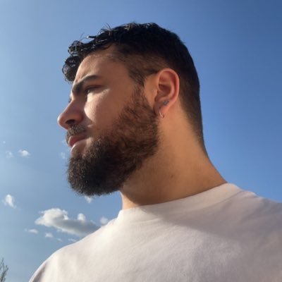 horrorf4g's profile picture. horror ★ OTPzoe