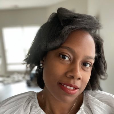 Louveniama4654's profile picture. 〰️ mood : chill 🫧motivation • lifestyle 🩵☁️🤍