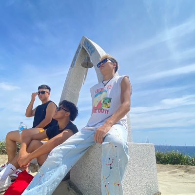 Bonds__25's profile picture. 04