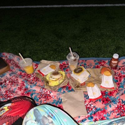 rikasaurusrex's profile picture. 