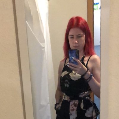 Cari170120's profile picture. Head of @youn1official // 22 Jahre //