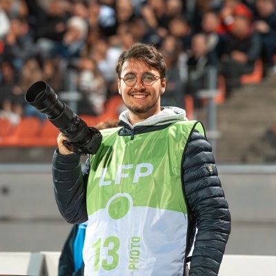 Photographe du ballon ⚽ 
@ASSEofficiel pour @peuplevert