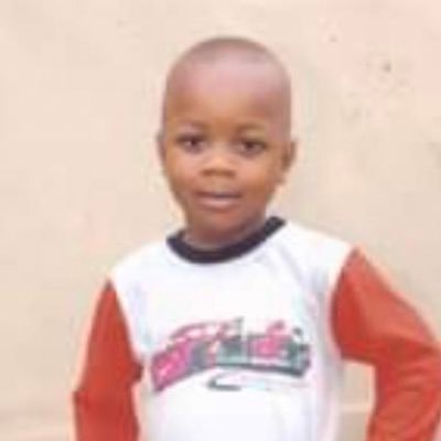 theAyobamii's profile picture. Midnight Snacker