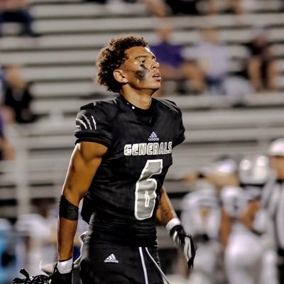 shiloh fb | c/o 24’ |3.5 gpa | S/WR | 6’0| 170 lb