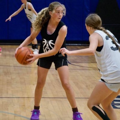 Danielle Ennist Profile