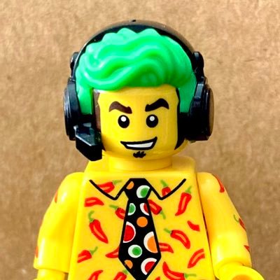 趣味アカとして作りました。今はLEGO好き。主にミニフィグ収集。映画とかアニメ、絵を描くのが好き。サッカーが大好き。バスケ、テニスも観ます。