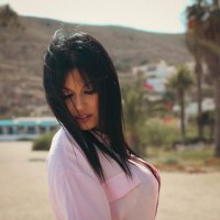 Lara (@larabelmonte4) 's Twitter Profile