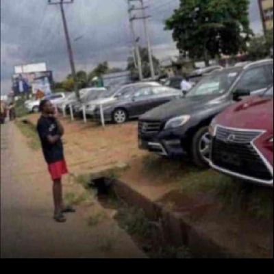 LaslasOduro's profile picture. small account adey suffer pass😢

In His own time....🙏
