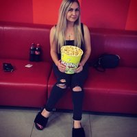 Cynthia (@c_maloney87) 's Twitter Profile