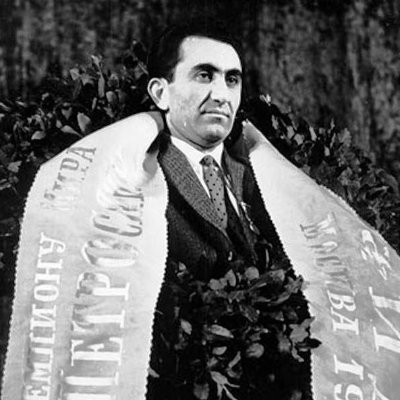 Petrosian_'s profile picture. Auditado por la gracia de dios, capturas falsas y mucho humo