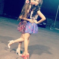 Ella (@r_ella32) 's Twitter Profile