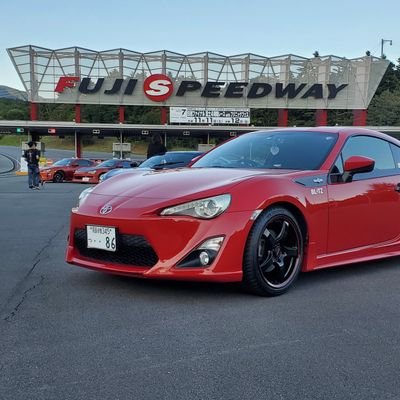 TOYOTA86前期GT　2021.2.12納車　　　　　　　　　　　　　　　　　　　　　　　　　　　　　　　　　　　　　　　　　　　　　　　　　　　　86・BRZ好き、86・BRZオーナーさん、
車好きの方お気軽にフォローしてください。
頭文字D・MFゴースト・ワイスピ好き