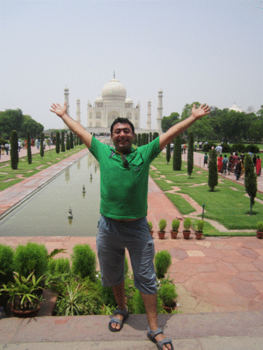 Ulugbek02's profile picture. 