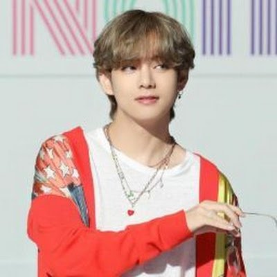 TYRANNOSAU49949's profile picture. 