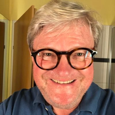 hcmstonk's profile picture. flightcrew member ,Studium Humanmedizin Ausbildung Uniklinik Heidelberg,eigene Praxis bis 2021, Facharzt Urologie/Kinderurologie/Neurourologie