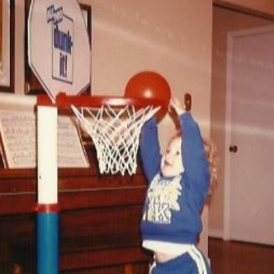 annachristian4's profile picture. 🌎 @refugeehopenc | Tar Heel | Micah 6:8