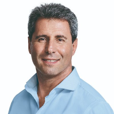Sergio Uñac Profile