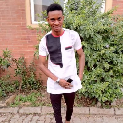 I'm simple kind hearted responsible funny and caring 💯 but very difficult to understand.