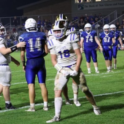 2025|6’5 235bs|#5 ATH in WI|121 in Broad Jump|4.61-40yd|3.79GPA|Phone#608-219-6711|Email|Maxruedebusch@outlook.com| Hudl https://t.co/rsL4QTBR1X|