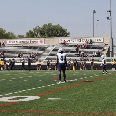 | WR 🏝 | @TritonNation 🔱 | 6’0 - 190 | 4.3 40 ⏱️ | #JUCOPRODUCT