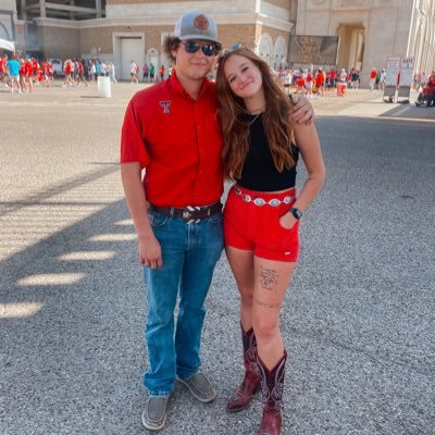 JordanMc02's profile picture. ochs 2021 FFA+4H🐷🐮