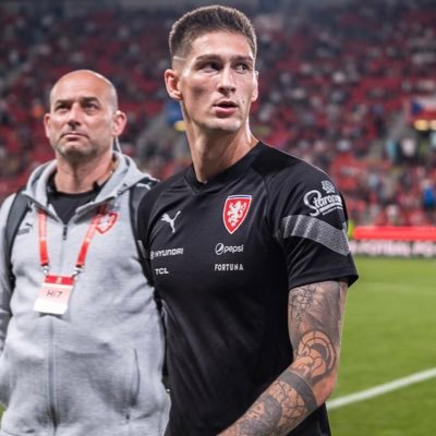 tomcvancara_'s profile picture. 