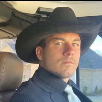 raisecups's profile picture. poop