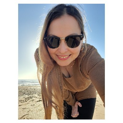 elilea's profile picture. Antorcha encendida para los caminantes que encuentre a lo largo de mi vida