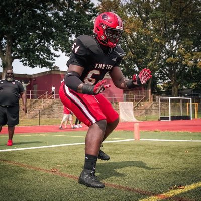 offensive lineman at imhotep charter with 3.2 GPA/ 6’4 290