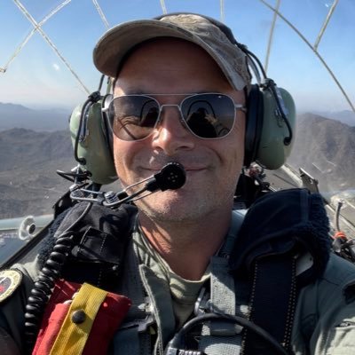 FlyinLeathernck's profile picture. Retired Marine Officer, Commercial Pilot living my best life 🤘🏼