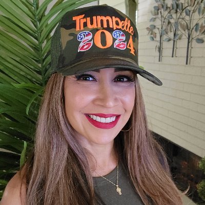 Latina Trump Supporter! Let's Make America Great Again!!!