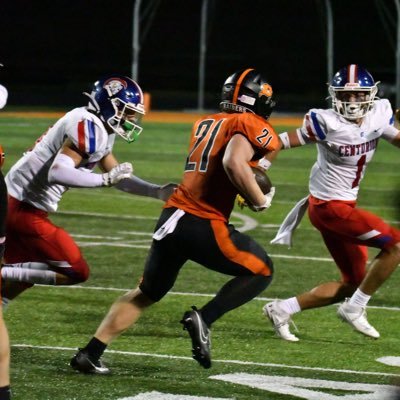 Ryle High School C/O 2026 LB/RB/ATH 6’1 1/2” 210 lbs 4.0 gpa #1 ranked ATH in KY | 1 d1 offer| email- Jacobsavage1189@yahoo.com