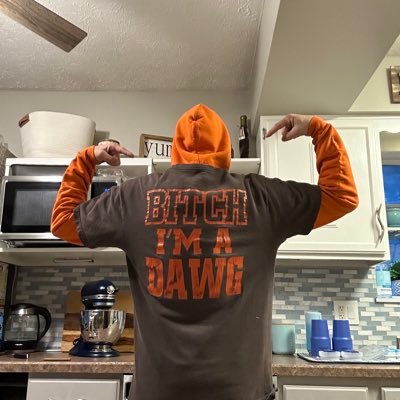 The Land 216 Big time Browns fan. WOOF WOOF. I Love my Cleveland Sports!! Crypto!! — Join my community and we will succeed together!!