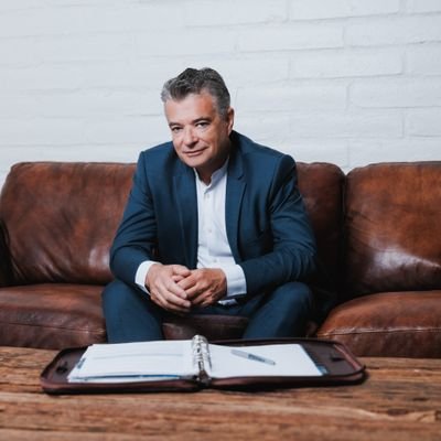 Founder and CEO OMNI Homes International, sales and real estate training, Public Speaker, writer and owner Banbury United FC. #itfc