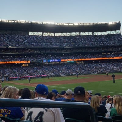 rhysmdaly's profile picture. 