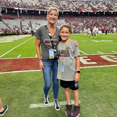 Wife to the best husband, mom to an awesome kid, loves the SC Gamecocks and dog mom to the coolest Springer Spaniels, Miles and Brice.