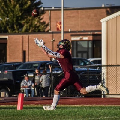 Schuyler County R-1 ‘24 | WR-DB | 5’11 |165 lbs | 215 Bench | 300 lbs Squat | 4.57 40m | 2xAll-State WR | All-Conference WR/DB | Conference DPOY |4xAll-District