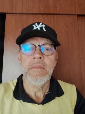 davilvaez's profile picture. 