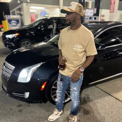 _IaNDaMoNsTa_'s profile picture. 