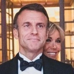 Soutien Inconditionnel du Couple Macron, Adhérent à Renaissance depuis 2017, Hyper Fier de notre Grand Président et de Notre Belle 1ère Dame, Soutien à Vie !!!