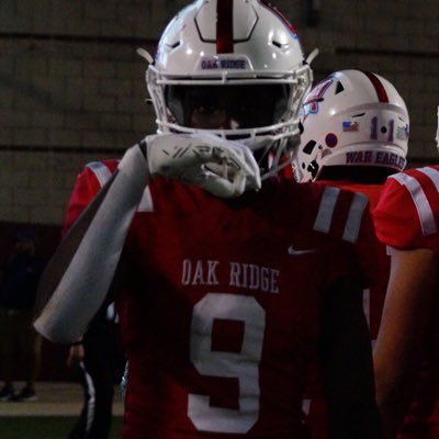 Oak Ridge | 24’ Varsity DB • 3.4 GPA • 13-6A 2nd Team All-District DB • jakentrie@gmail.com