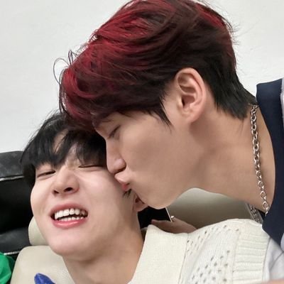 nohaynovedaad's profile picture. un poco llorona y cuestionable
      
                                  acá me quejo del trabajo