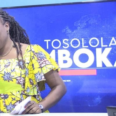 aimant  la politique du changement , 
DG de kmstv YouTube¥ et presententrice des émissions politique  
actuellement journaliste chez Nsingi TV tnt Rdc©£🙂