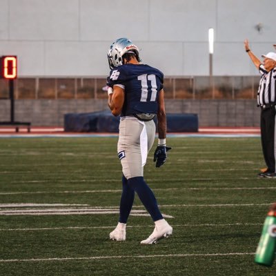 @ECCwarriors wide receiver #11 // 2.9 gpa (Dec grad : AA in hand) // @RockstarOriginl Brand Ambassador // NCAA ID #2311151413