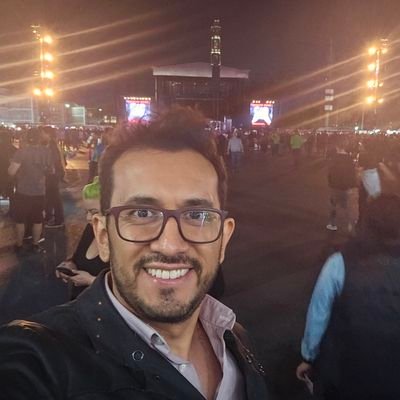 Comunicólogo Político | Apartidista, que no apolítico; estibador entre izquierda, centro y derecha | Cine, literatura, deportes, pinturas, tecnología, bioética.