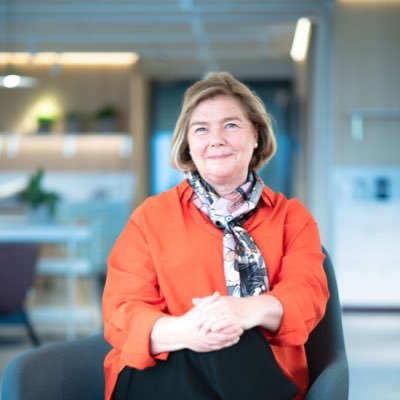Director, CSC - IT Center for Science @CSCfi, Former President @TampereUni 2018-2023 #sustainability #greentransition #research #infra #HPC #LUMI #impact