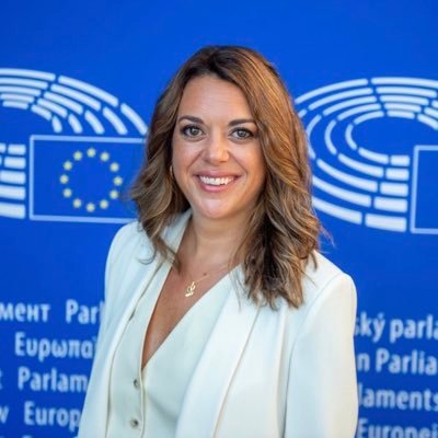 🇪🇺 Eurodiputada del grupo de @TheProgressives en el Parlamento Europeo |🌹 Secretària de Política Europea i Internacional de @socialistes_cat 🍒